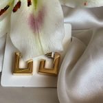 گوشواره  زنانه برند six مدل چهار وجهی پینترسی